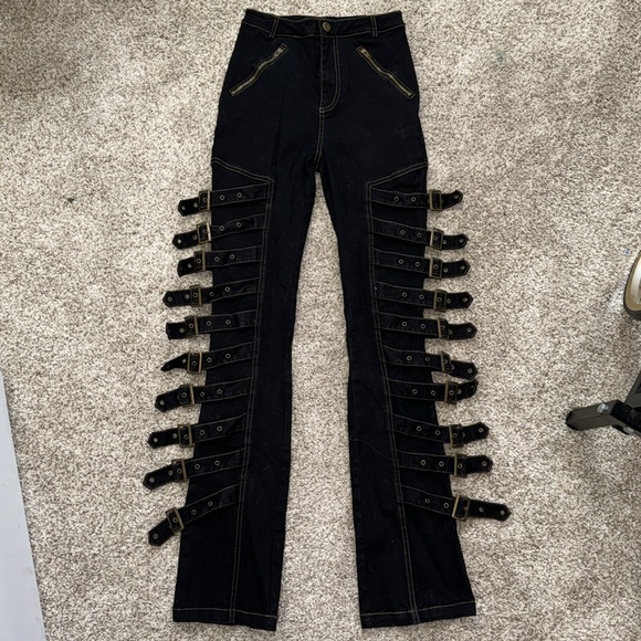 IAMGIA Sceptrum Buckle Pants - Picture 4 of 9